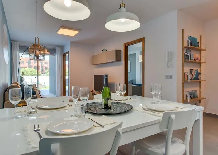 Surfer's Daire La Tejita